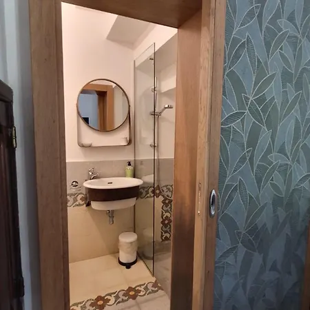 Bed & Breakfast Villaelvira 3*